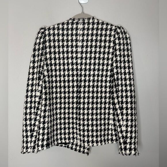 Women's Black and White Houndstooth Blazer - Picture 6 of 8